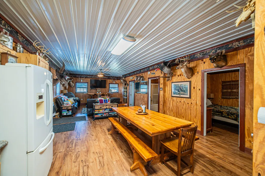 400 Jeff Clements Marion KY 42064