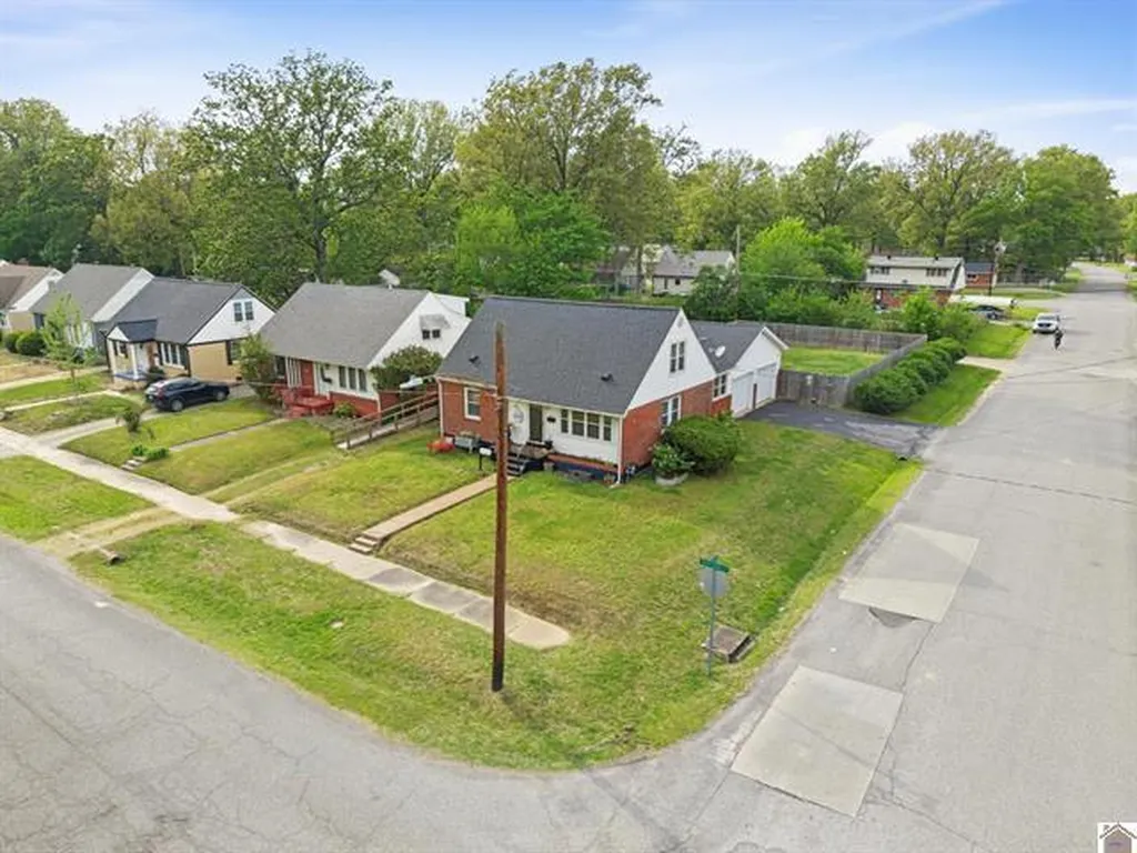 2501 Harrison Street Paducah KY 42001