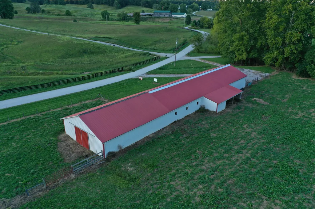 155 Spruce Valley Lane Jeffersonville KY 40337