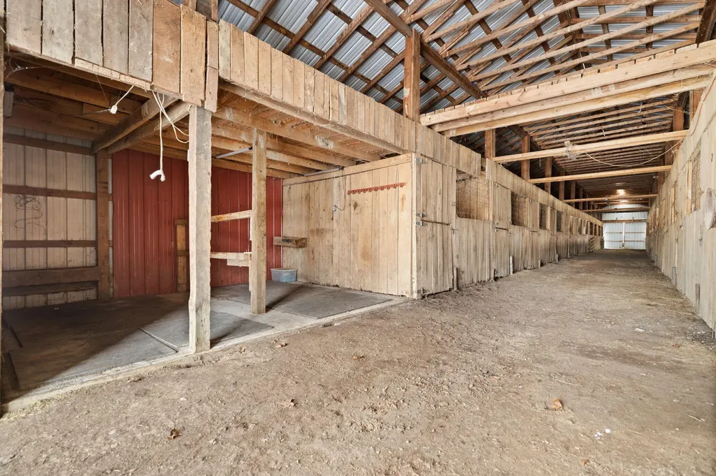 155 Spruce Valley Lane Jeffersonville KY 40337