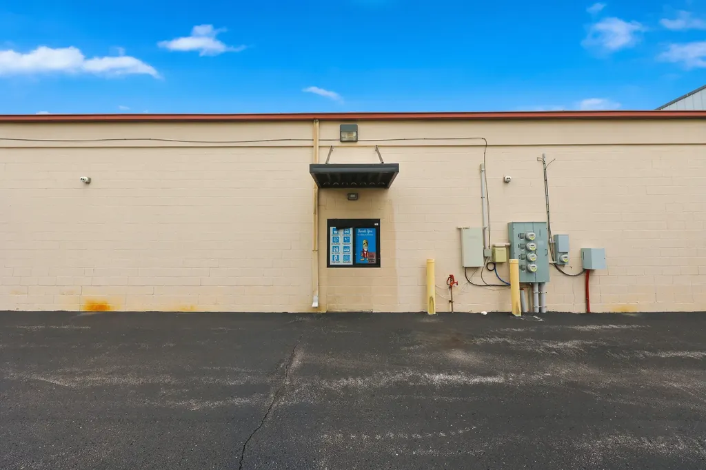 2004 Merchant Drive Richmond KY 40475