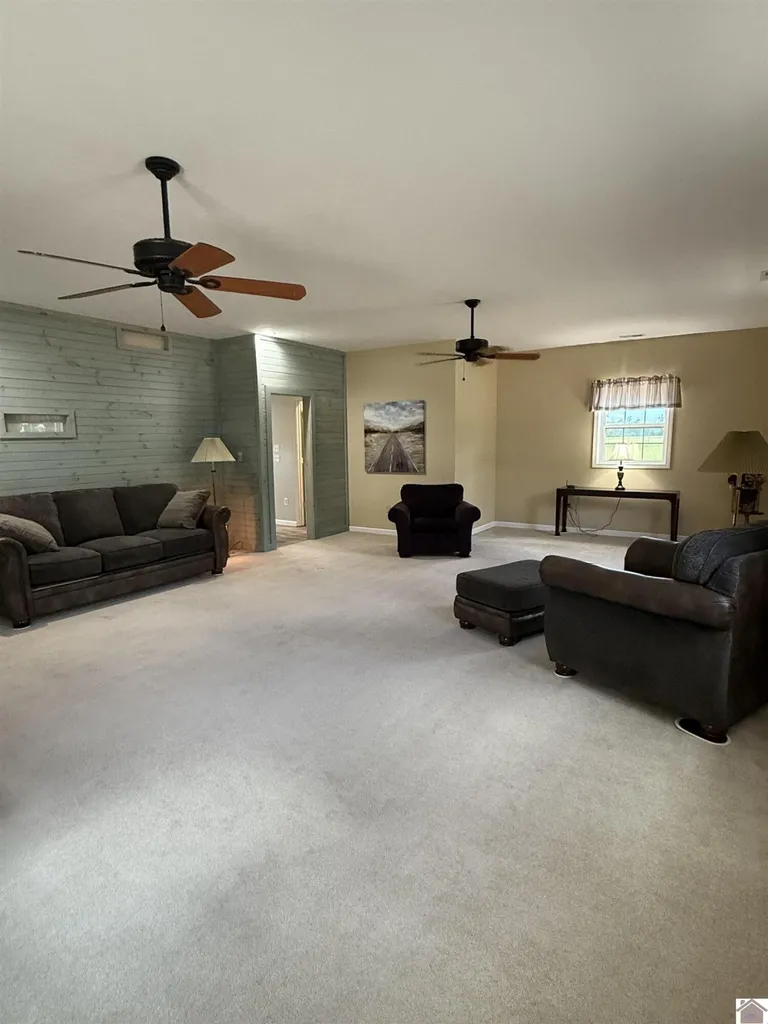 1040 Lone Valley Road Calvert City KY 42029