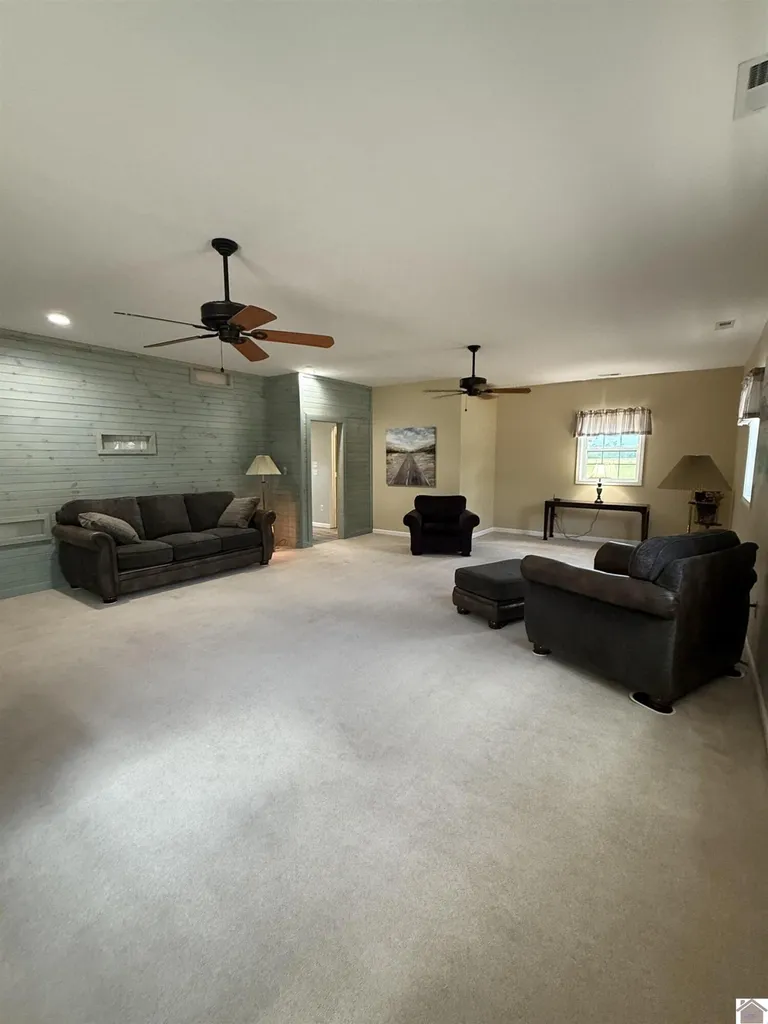 1040 Lone Valley Road Calvert City KY 42029