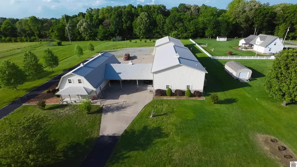 1040 Lone Valley Road Calvert City KY 42029