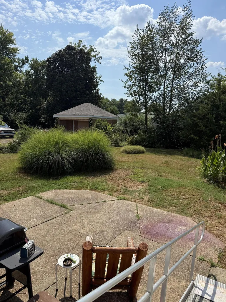 527 S 7th Street Mayfield KY 42066