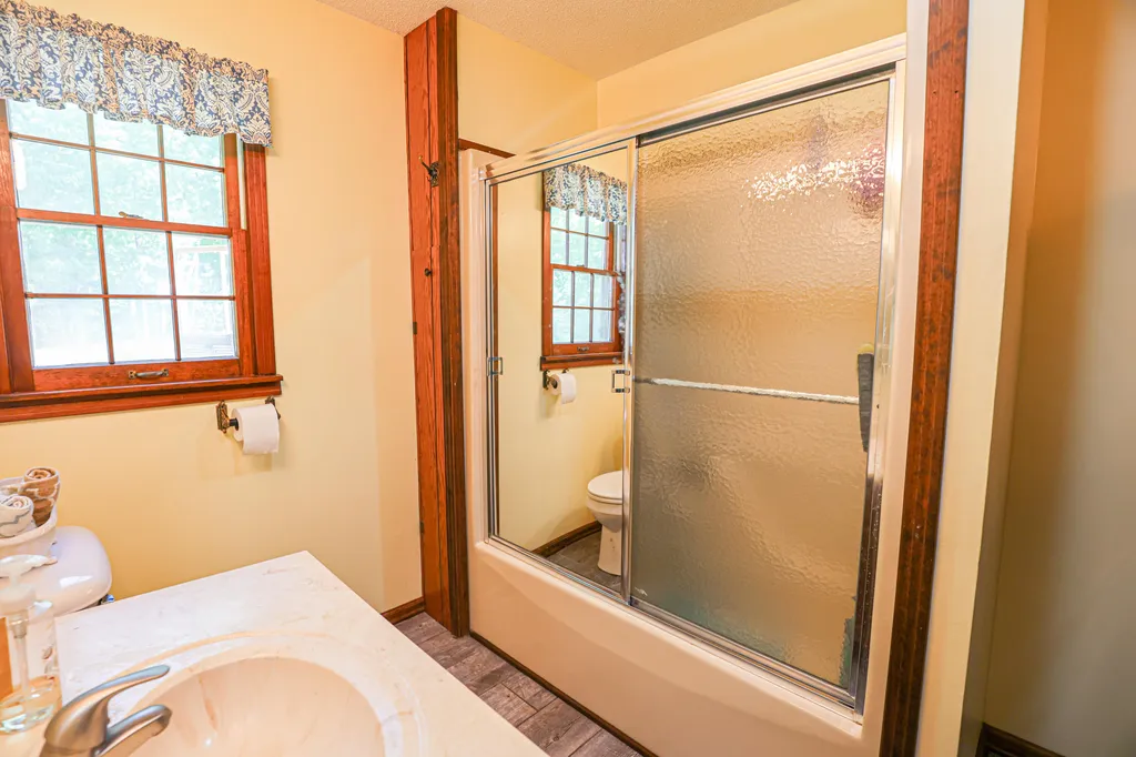 396 Shoreline Drive New Concord KY 42076