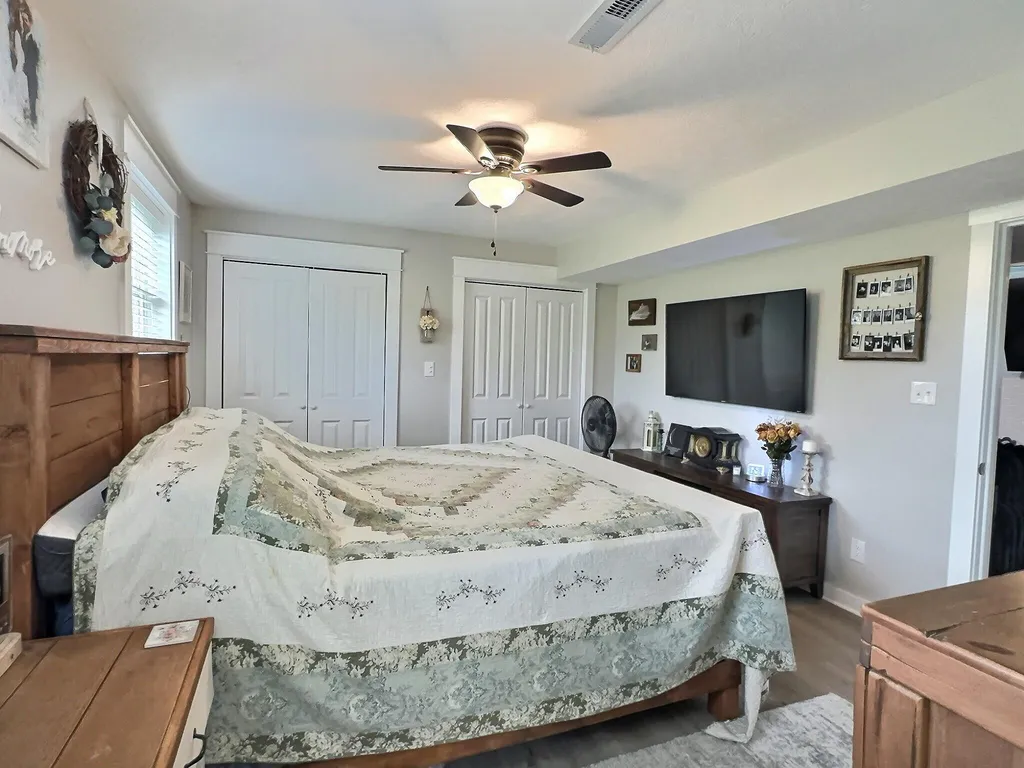 2063 Kentucky 58 Mayfield KY 42066