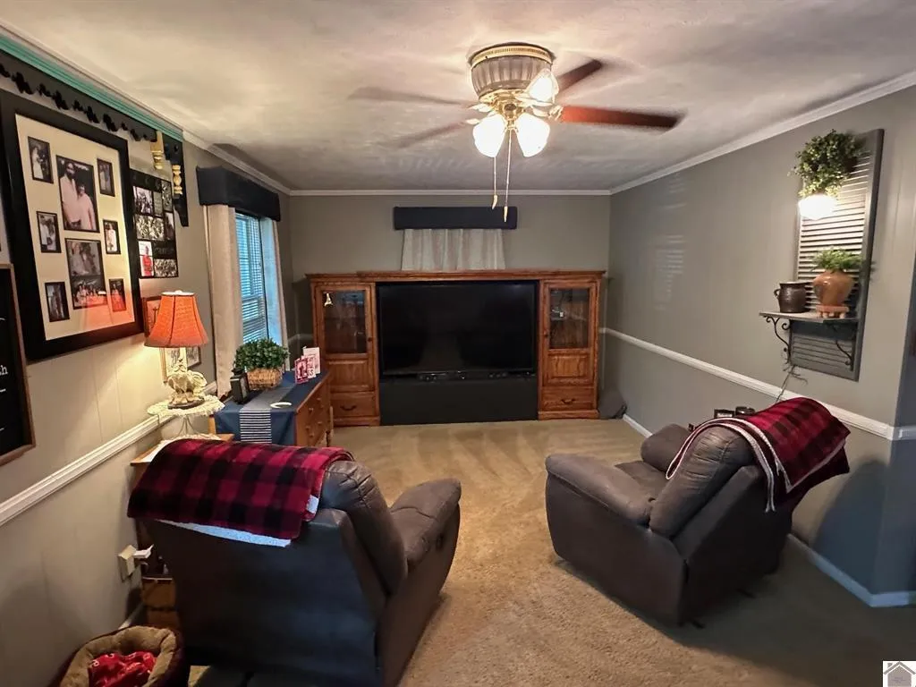 9047 E Kentucky 94 Fulton KY 42041