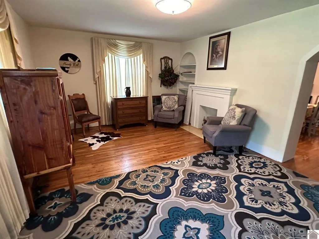 9047 E Kentucky 94 Fulton KY 42041