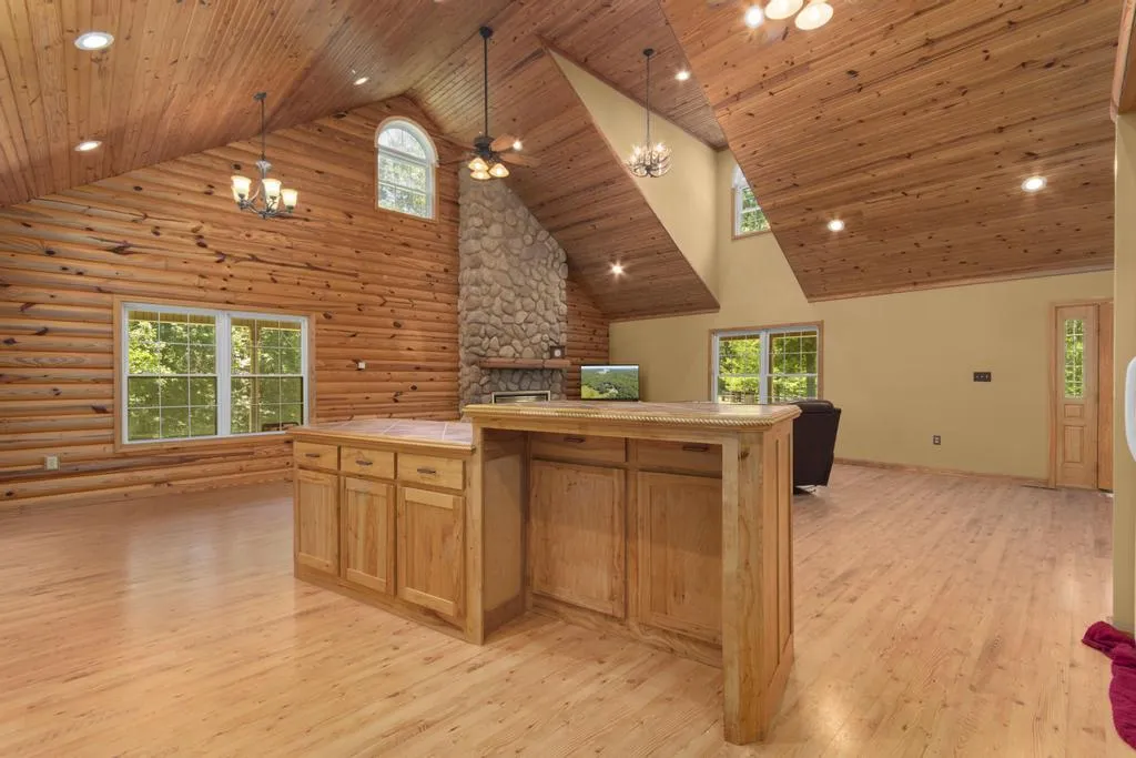 3329 Tatumsville Highway Gilbertsville KY 42044