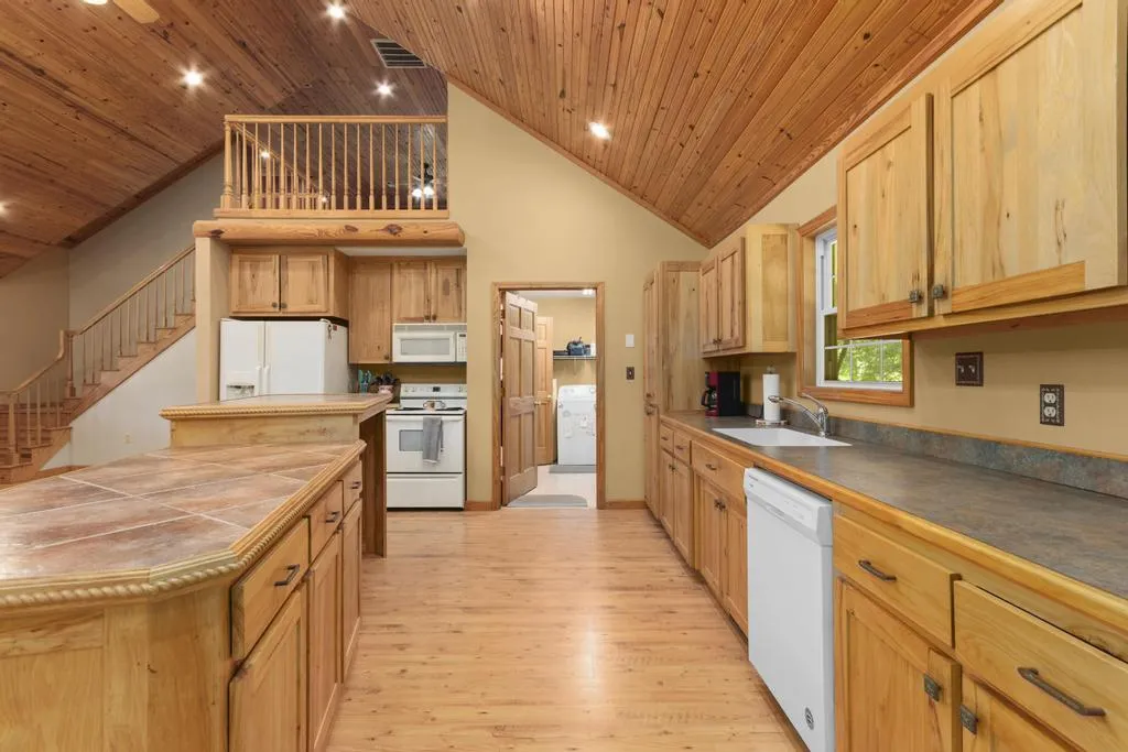 3329 Tatumsville Highway Gilbertsville KY 42044