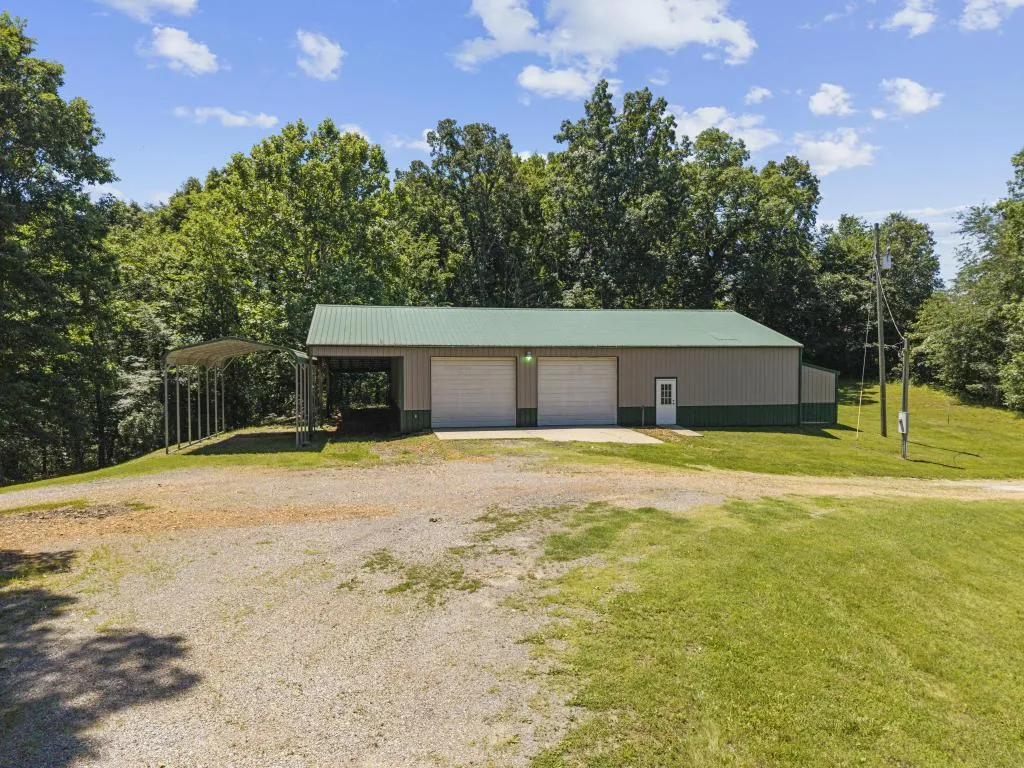 3329 Tatumsville Highway Gilbertsville KY 42044