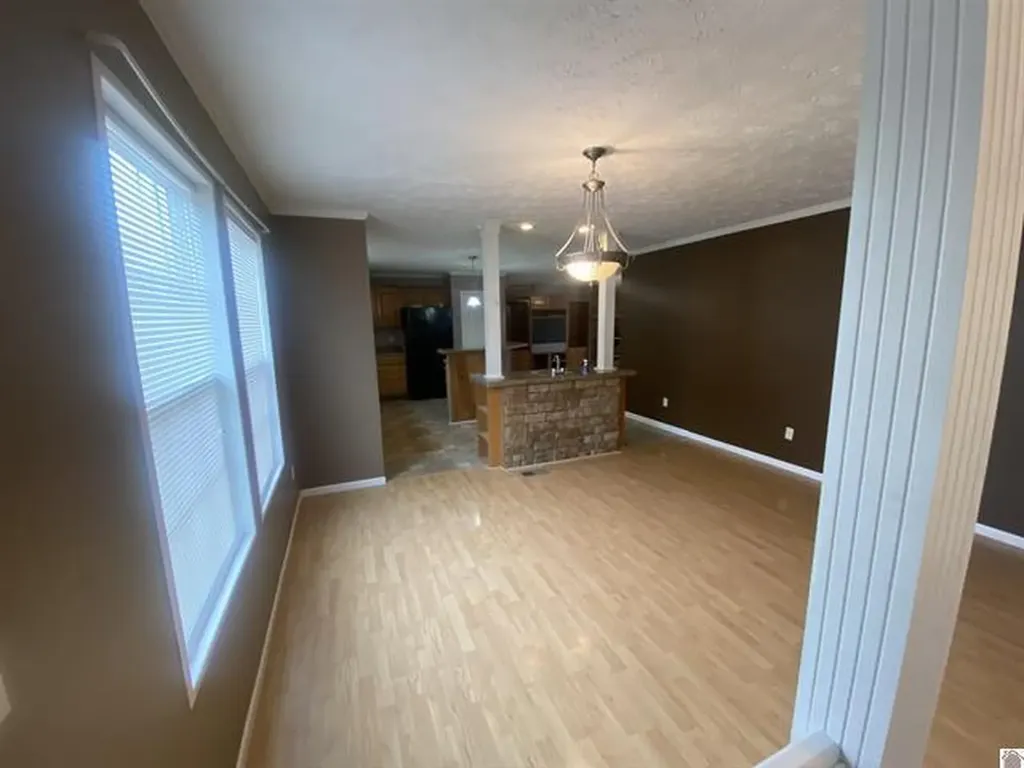 464 Birdsong Drive Cadiz KY 42211