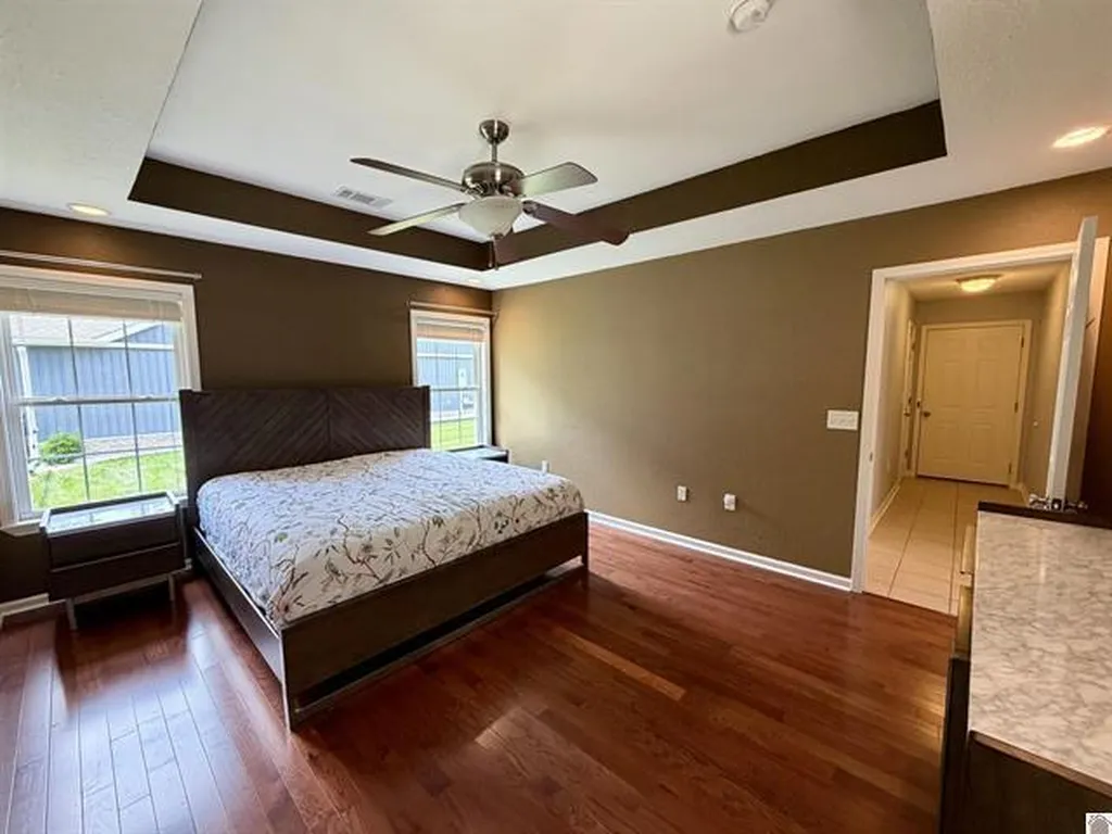 2225 Traci Drive Murray KY 42071
