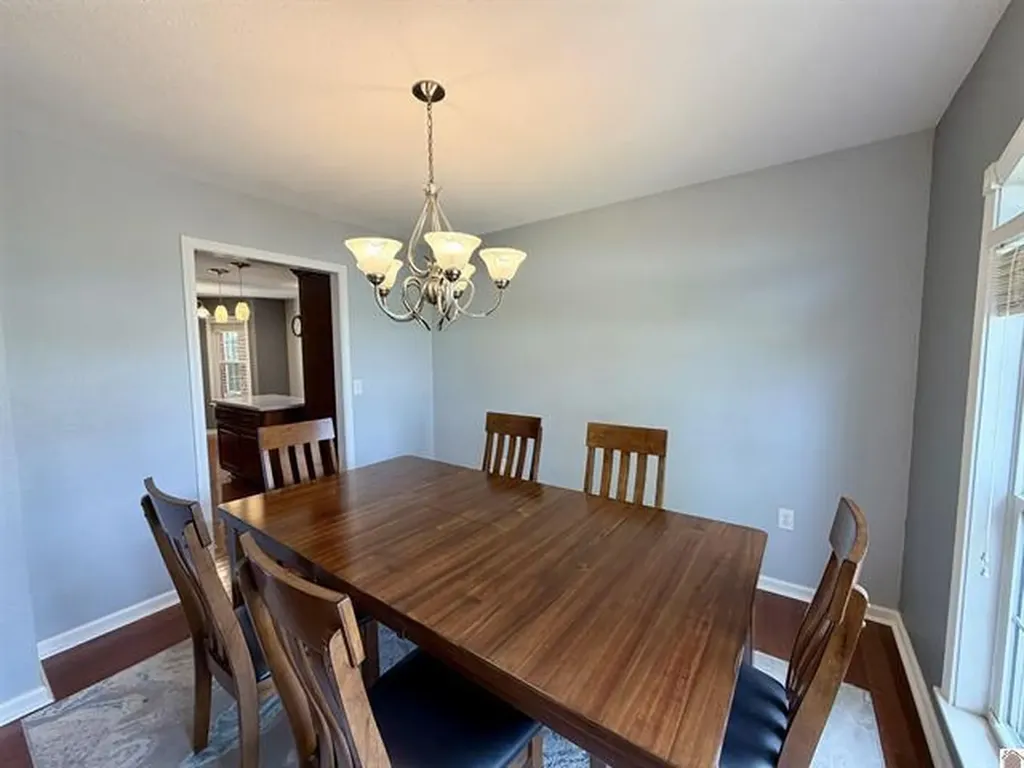 2225 Traci Drive Murray KY 42071