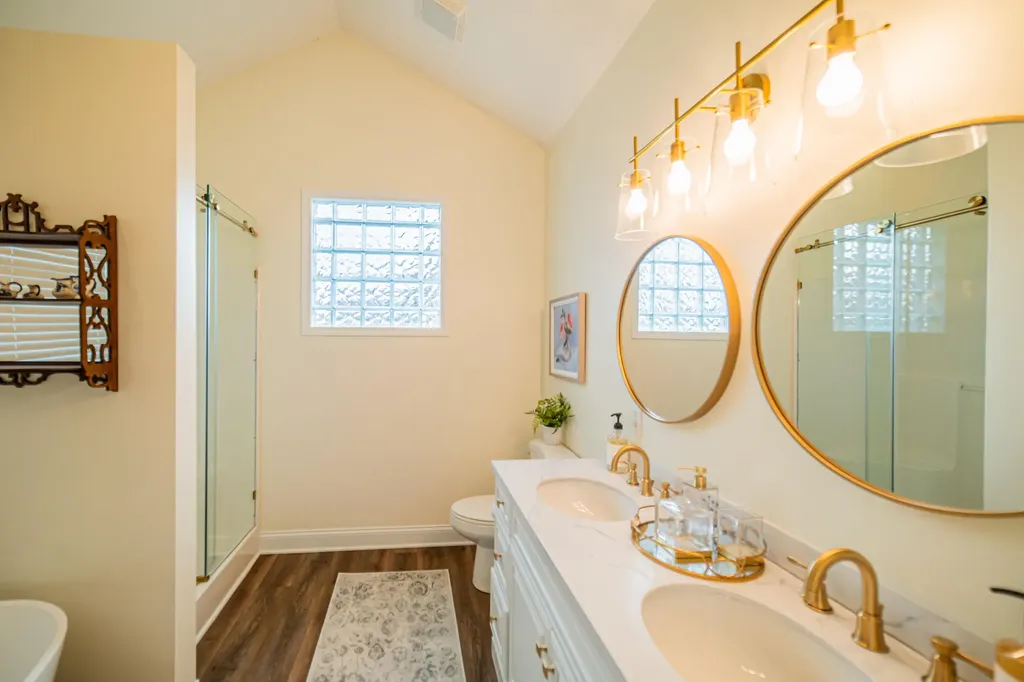 368 Sherwood Drive Gilbertsville KY 42044