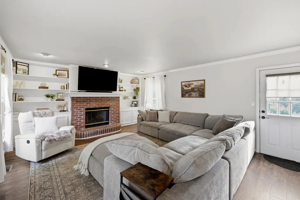 975 Fairhaven Drive Lexington KY 40515