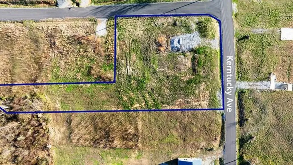 195, 196, 197, 198 Kentucky Avenue Gilbertsville KY 42044