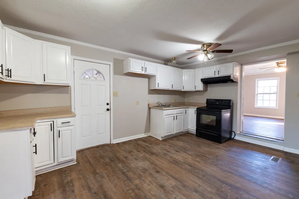 1353 Reed Avenue Paducah KY 42001