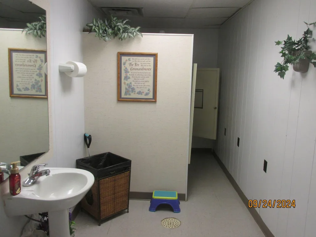 6775 Kentucky Dam Road Paducah KY 42003
