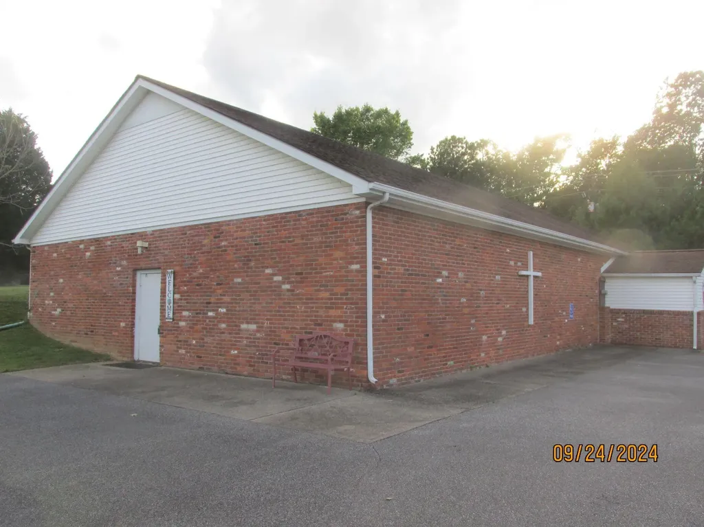 6775 Kentucky Dam Road Paducah KY 42003