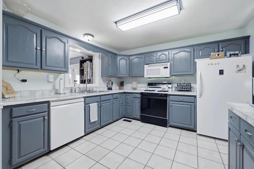 486 Mermie Road Hardin KY 42048