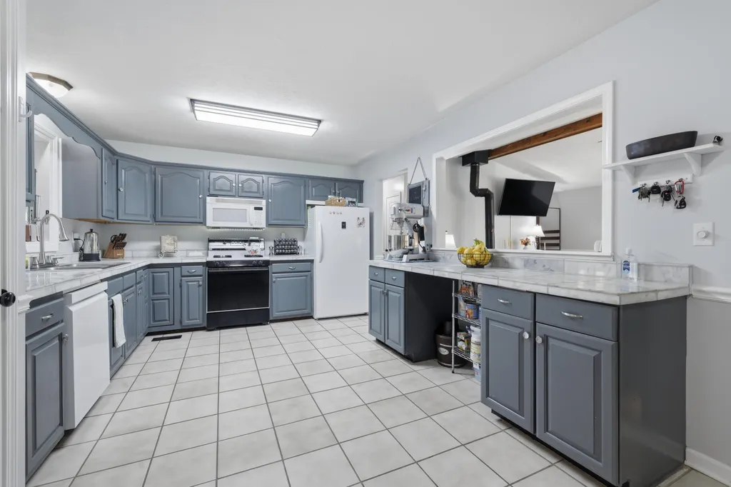 486 Mermie Road Hardin KY 42048