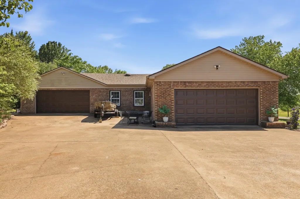 486 Mermie Road Hardin KY 42048