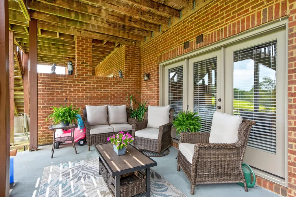 236 Clairmont Drive Richmond KY 40475