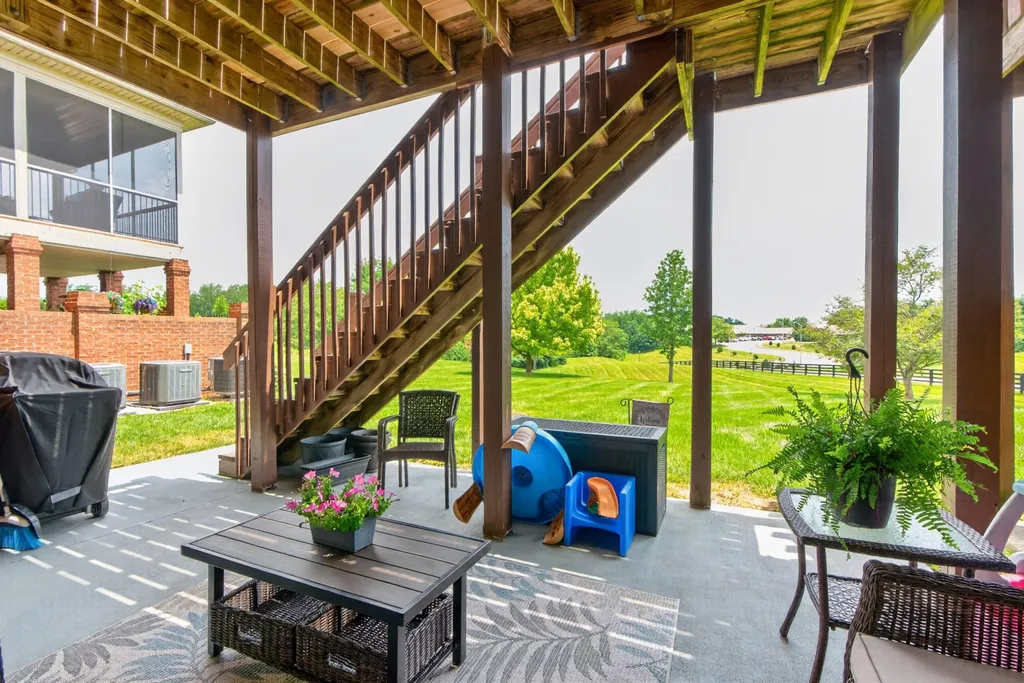 236 Clairmont Drive Richmond KY 40475