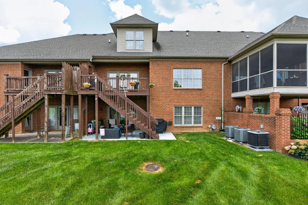 236 Clairmont Drive Richmond KY 40475