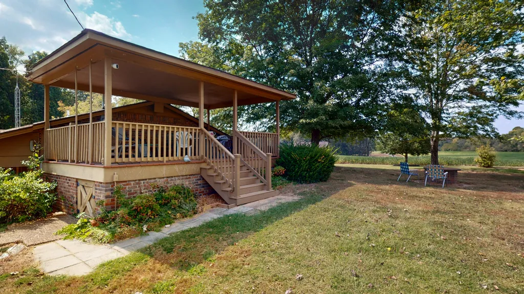7146 Kirksey Highway Benton KY 42025