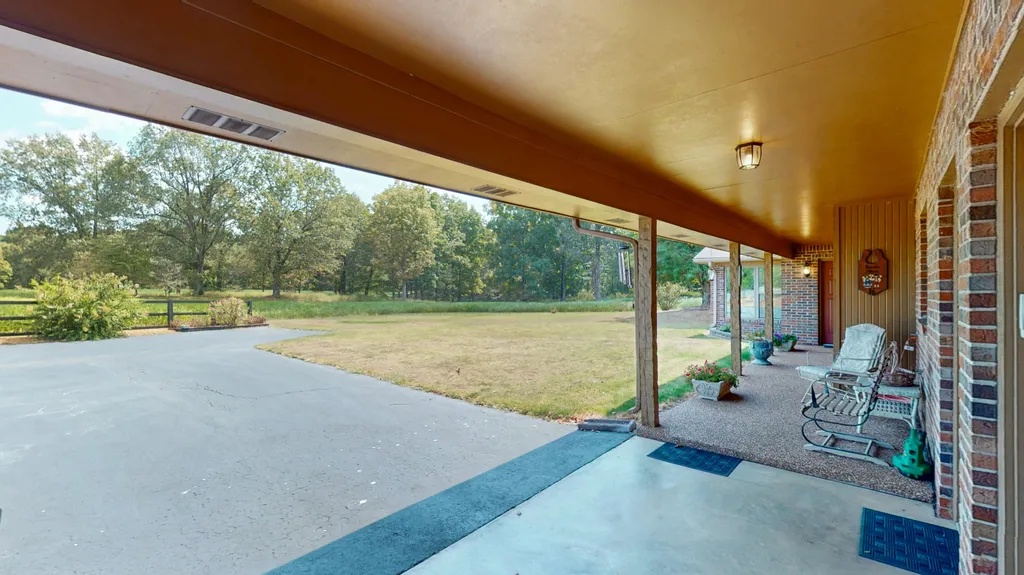 7146 Kirksey Highway Benton KY 42025