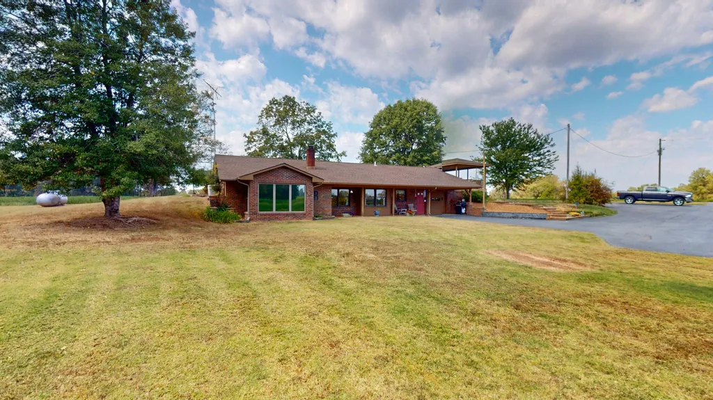 7146 Kirksey Highway Benton KY 42025