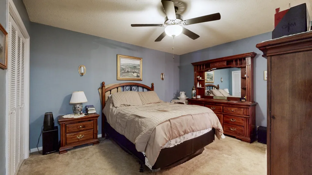 7146 Kirksey Highway Benton KY 42025