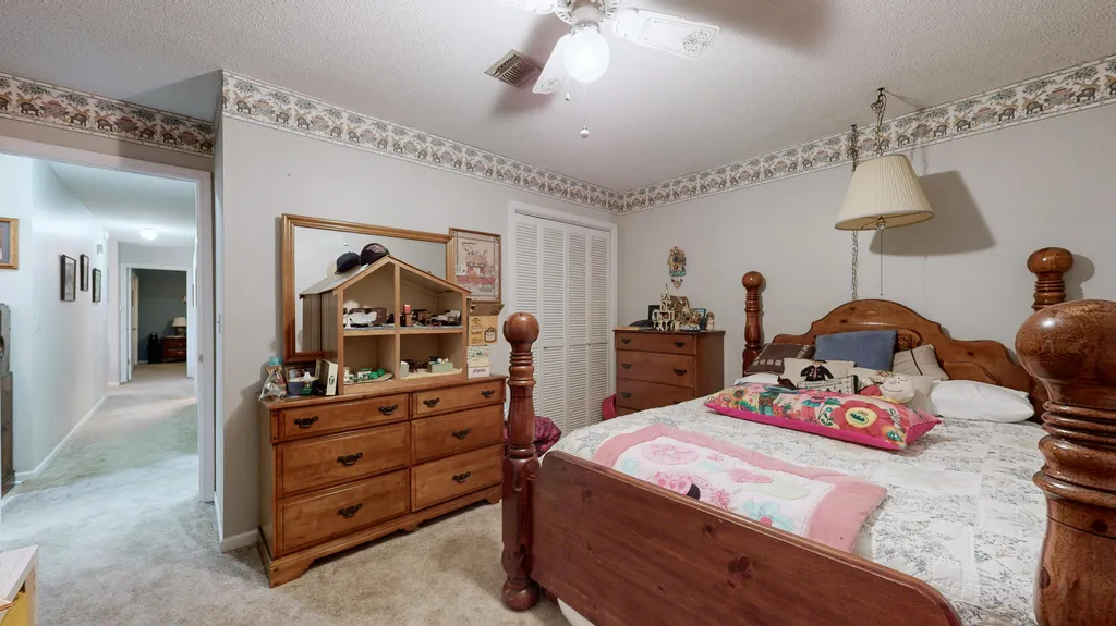 7146 Kirksey Highway Benton KY 42025