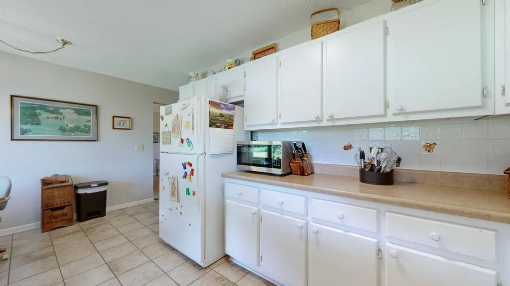 7146 Kirksey Highway Benton KY 42025
