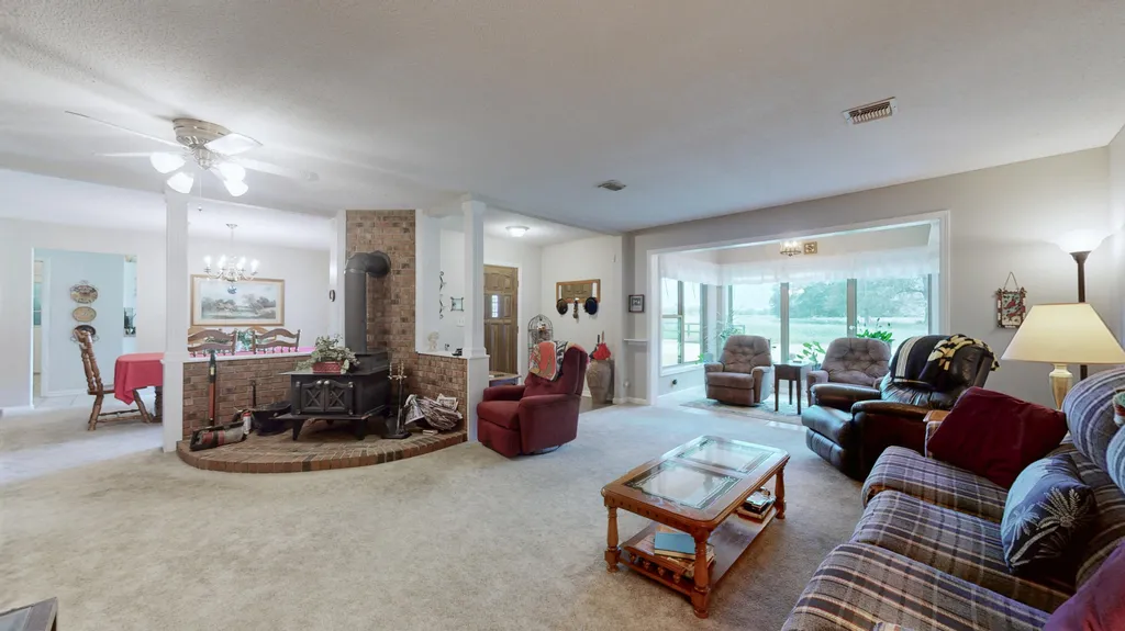 7146 Kirksey Highway Benton KY 42025
