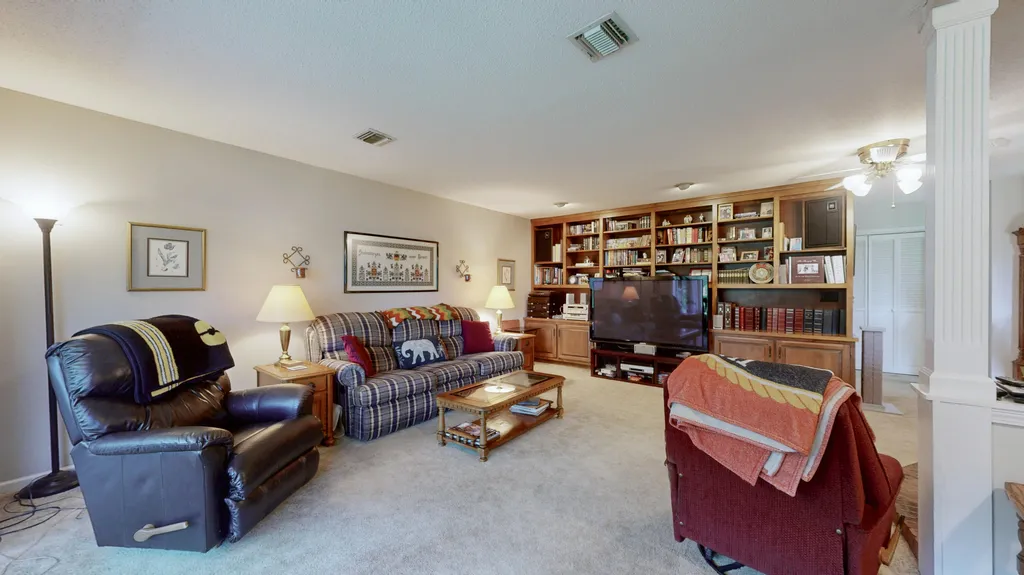 7146 Kirksey Highway Benton KY 42025