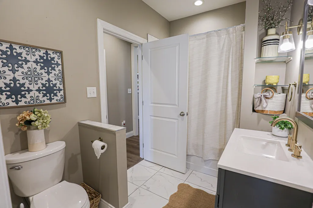 145 Falling Brook Drive Paducah KY 42003
