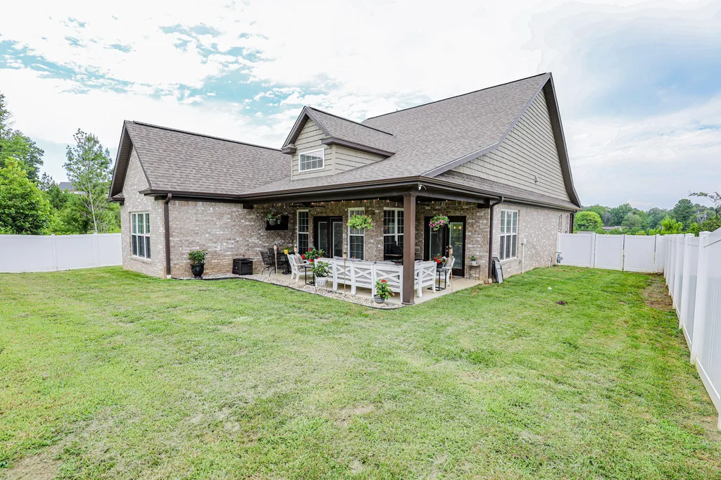 145 Falling Brook Drive Paducah KY 42003