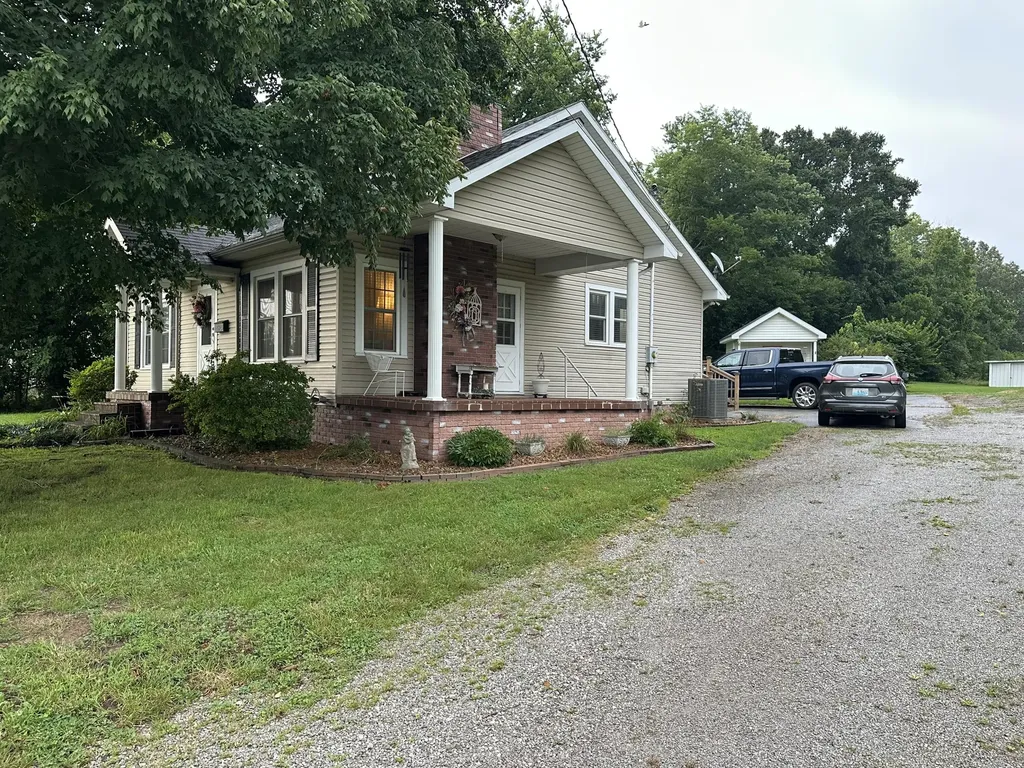 636 Madisonville Street Princeton KY 42445
