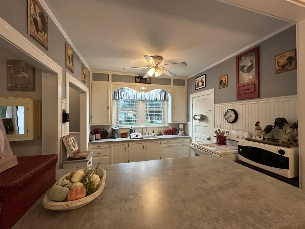 636 Madisonville Street Princeton KY 42445