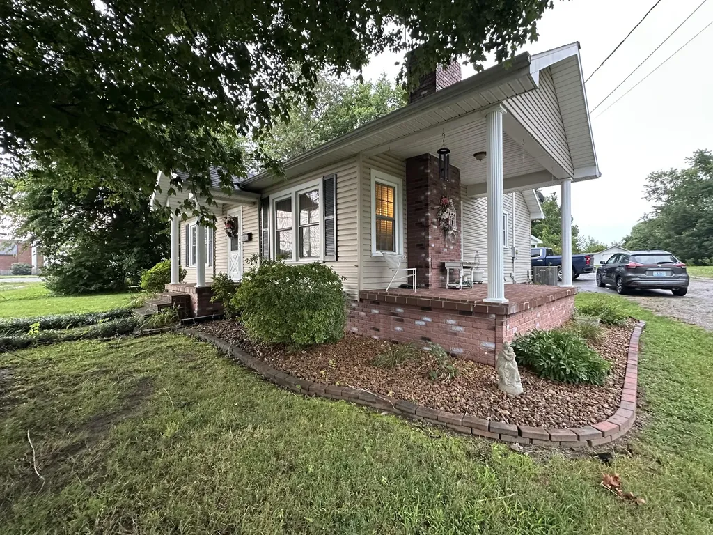 636 Madisonville Street Princeton KY 42445