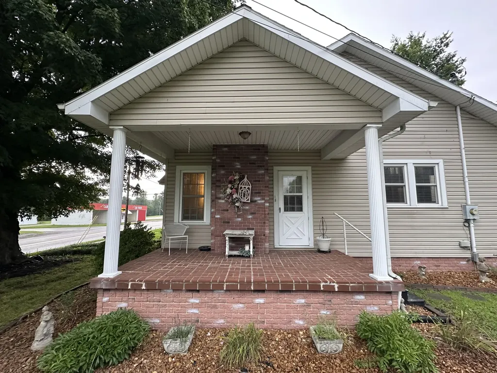 636 Madisonville Street Princeton KY 42445