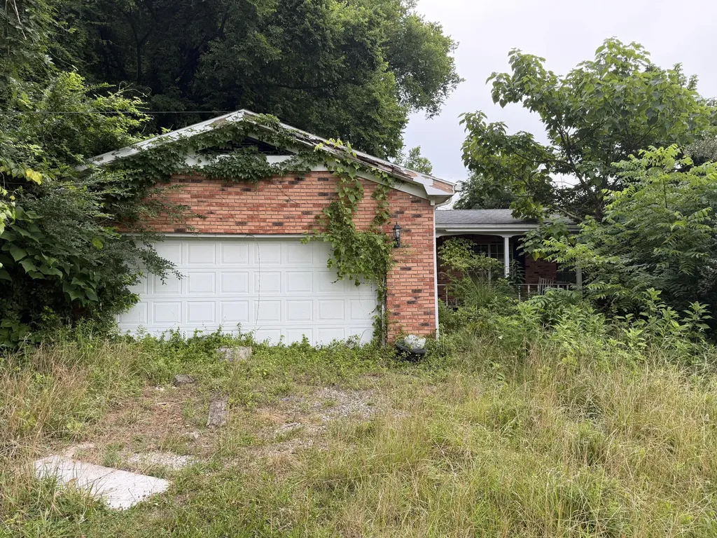 2 Black Powder Lane Salyersville KY 41465