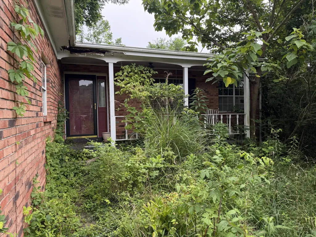 2 Black Powder Lane Salyersville KY 41465
