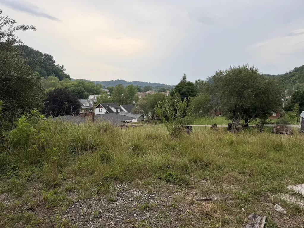 2 Black Powder Lane Salyersville KY 41465