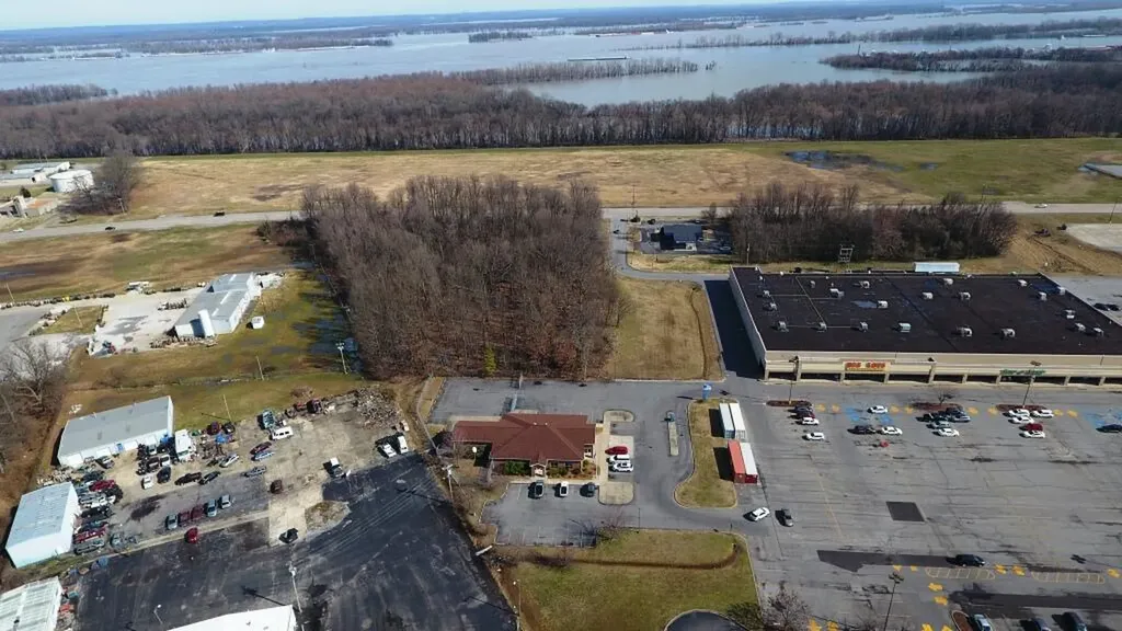 3125 Wayne Sullivan Drive Paducah KY 42003