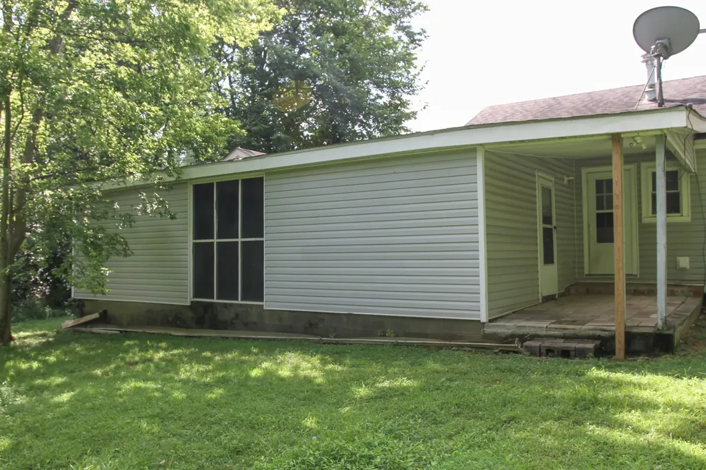 4955 Blandville Road Paducah KY 42001